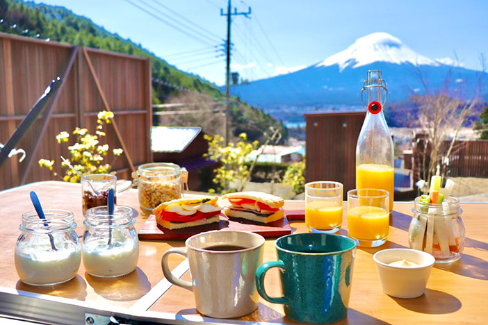 朝食