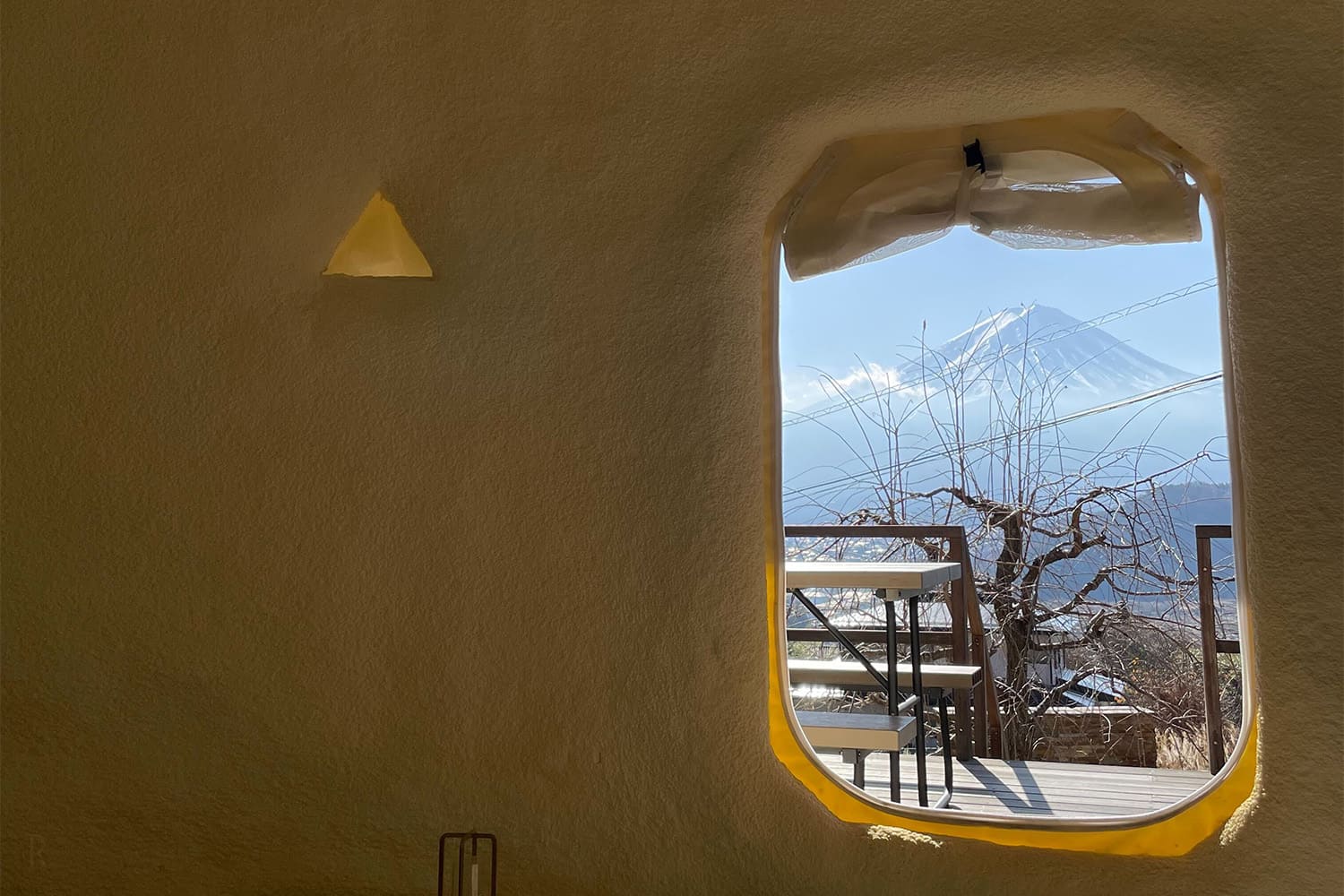 ポッドから見える富士山